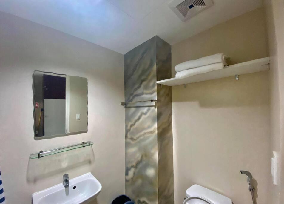 1822 Deluxe Twin - Migas Haven At Sunvida Tower Apartment Cebu Exterior photo