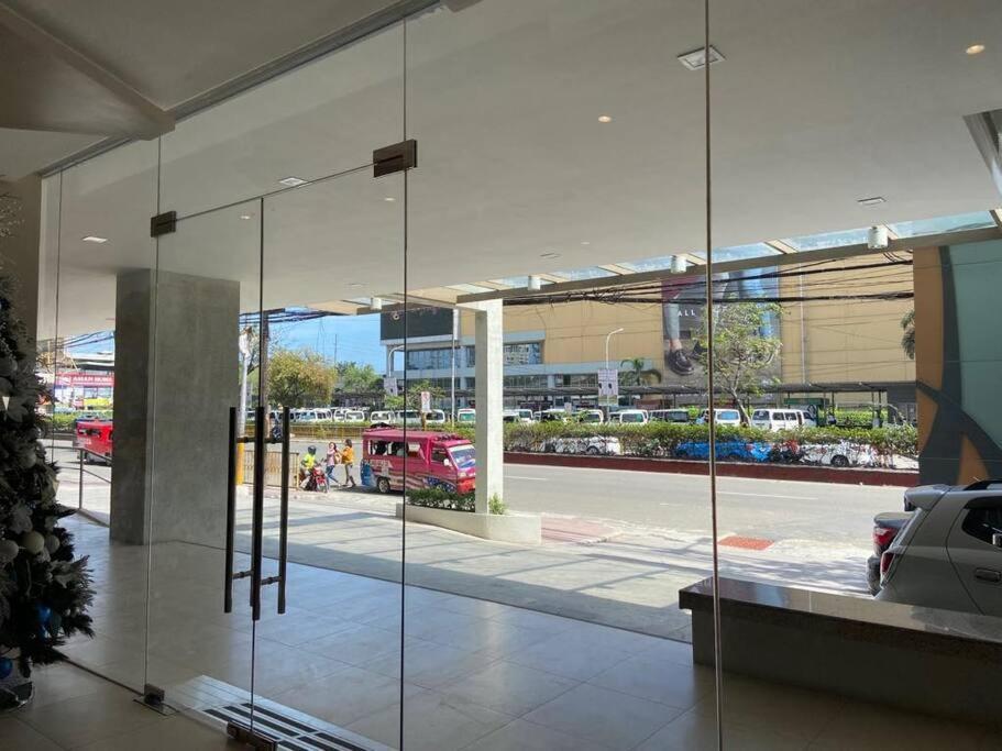 1822 Deluxe Twin - Migas Haven At Sunvida Tower Apartment Cebu Exterior photo